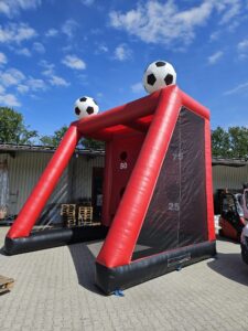 Voetbal springkussen huren